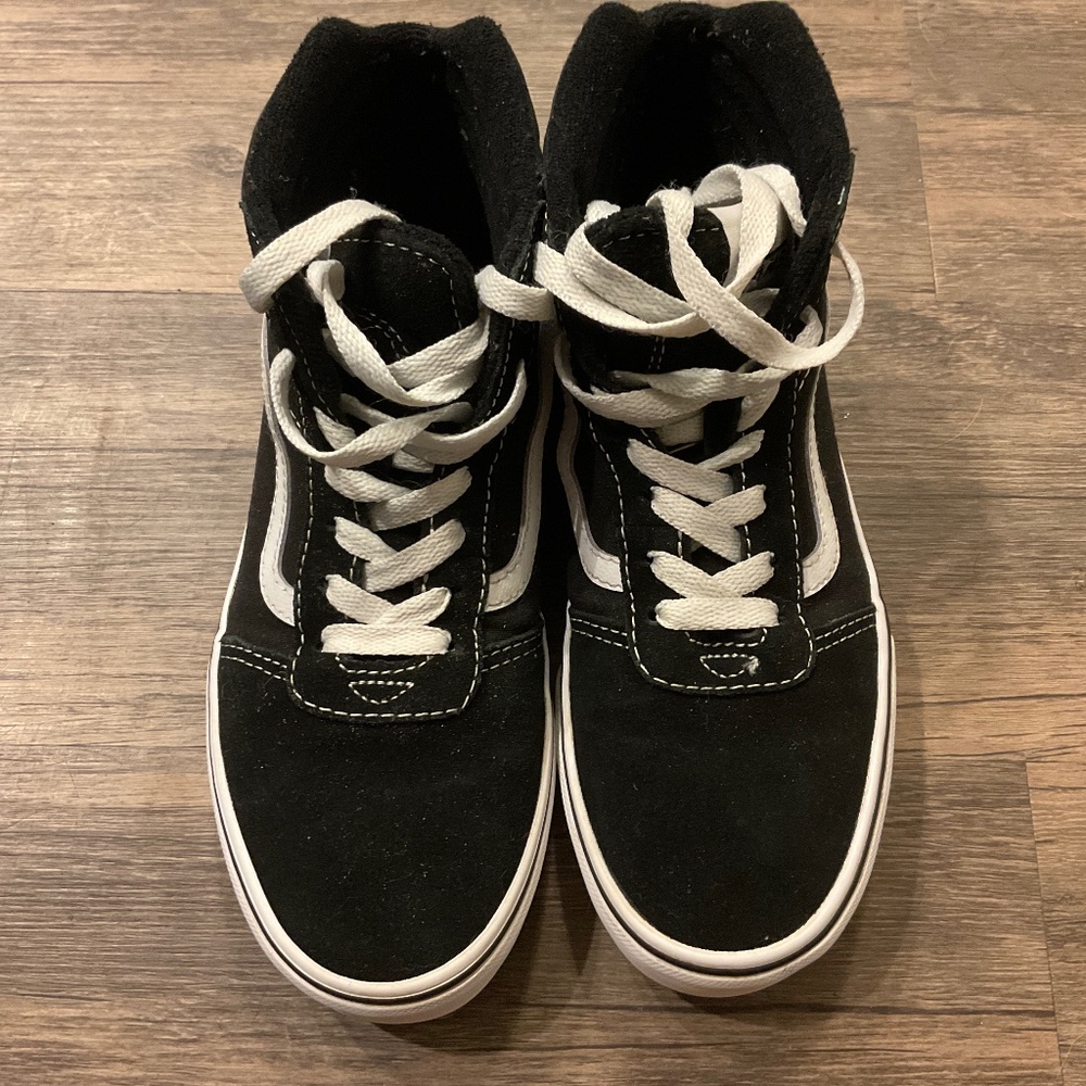 Vans Filmore leather high top Sneaker sz 4.5 youth